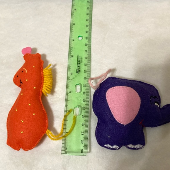 Vintage (1989) Noah’s Ark Wall Hanging & Book - Picture 9 of 16